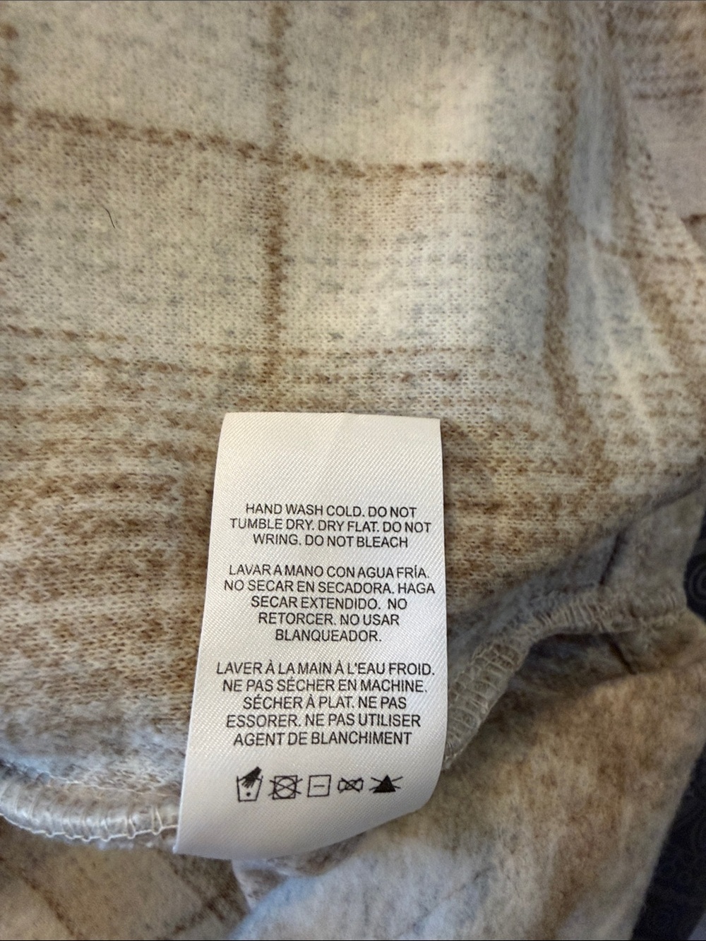 Thread and supply jacket - Picture 5 of 5